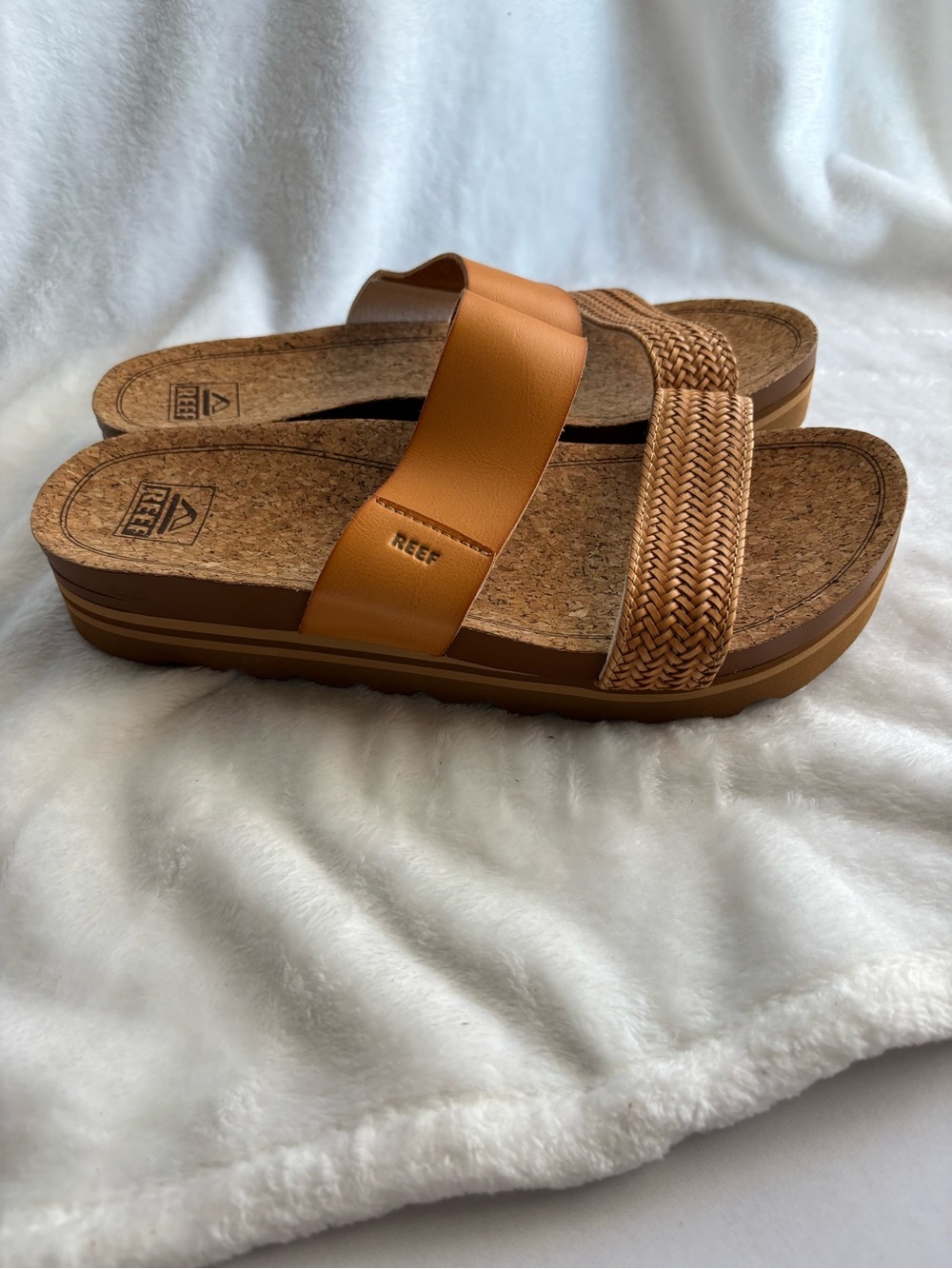 REEF Cushion Vista HI Platform Sandals Natural Braid Size 10 - Picture 3 of 12